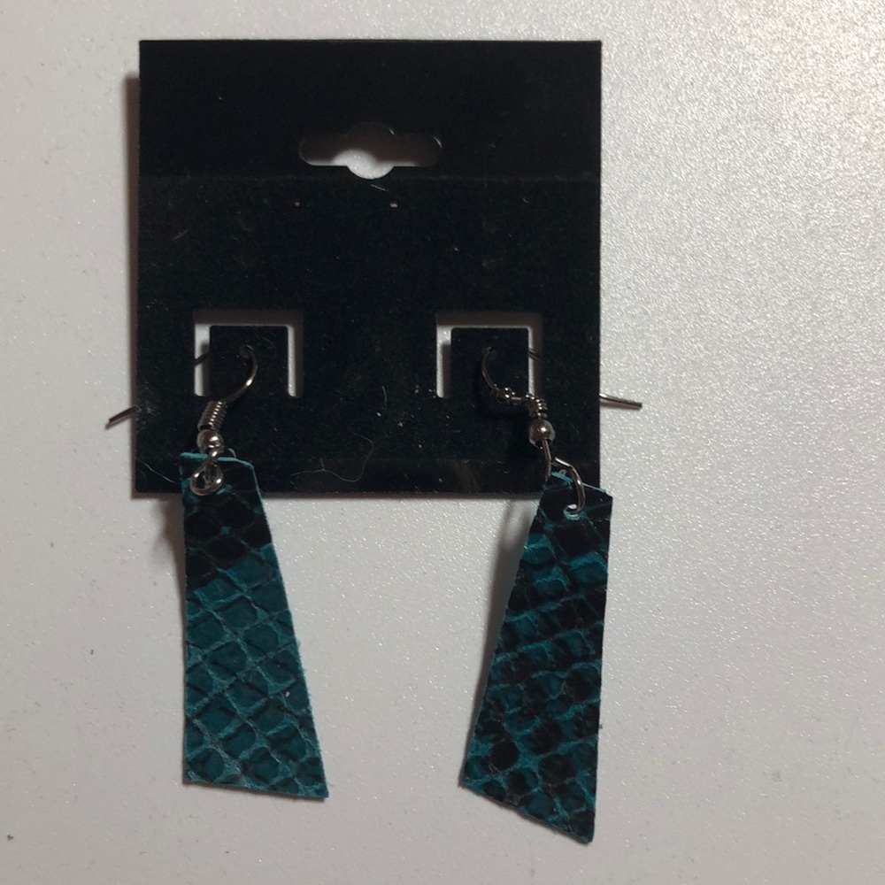 Custom Genuine Leather Green Snakeskin Earrings